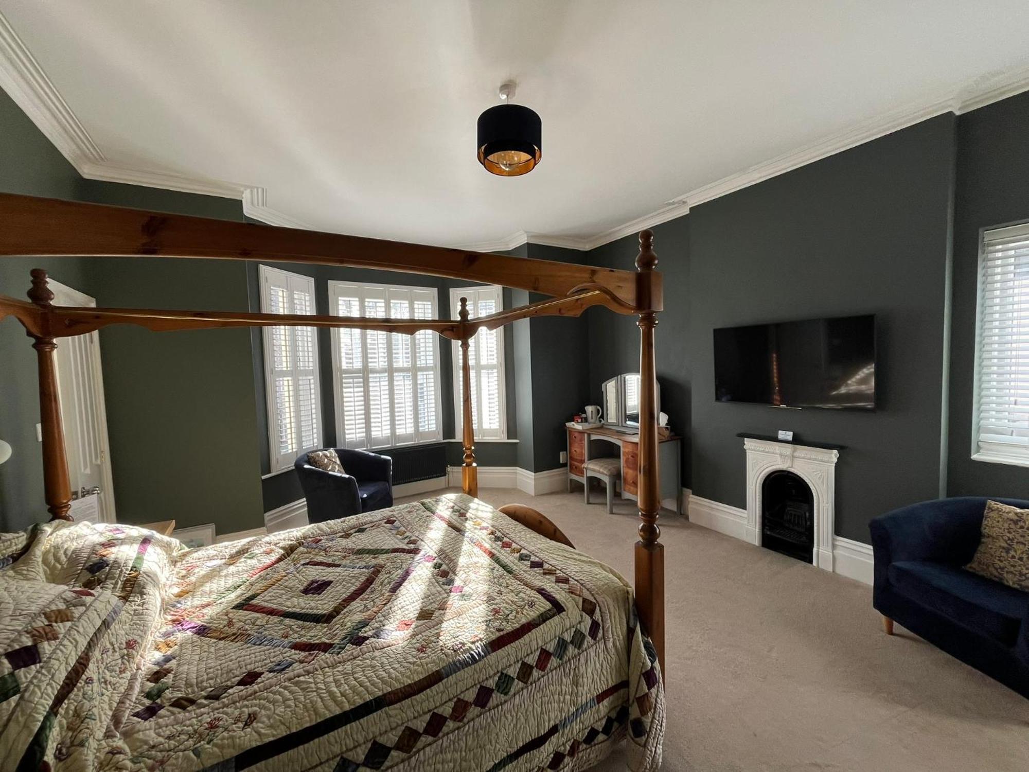 Hotel 50 Bournemouth Bagian luar foto