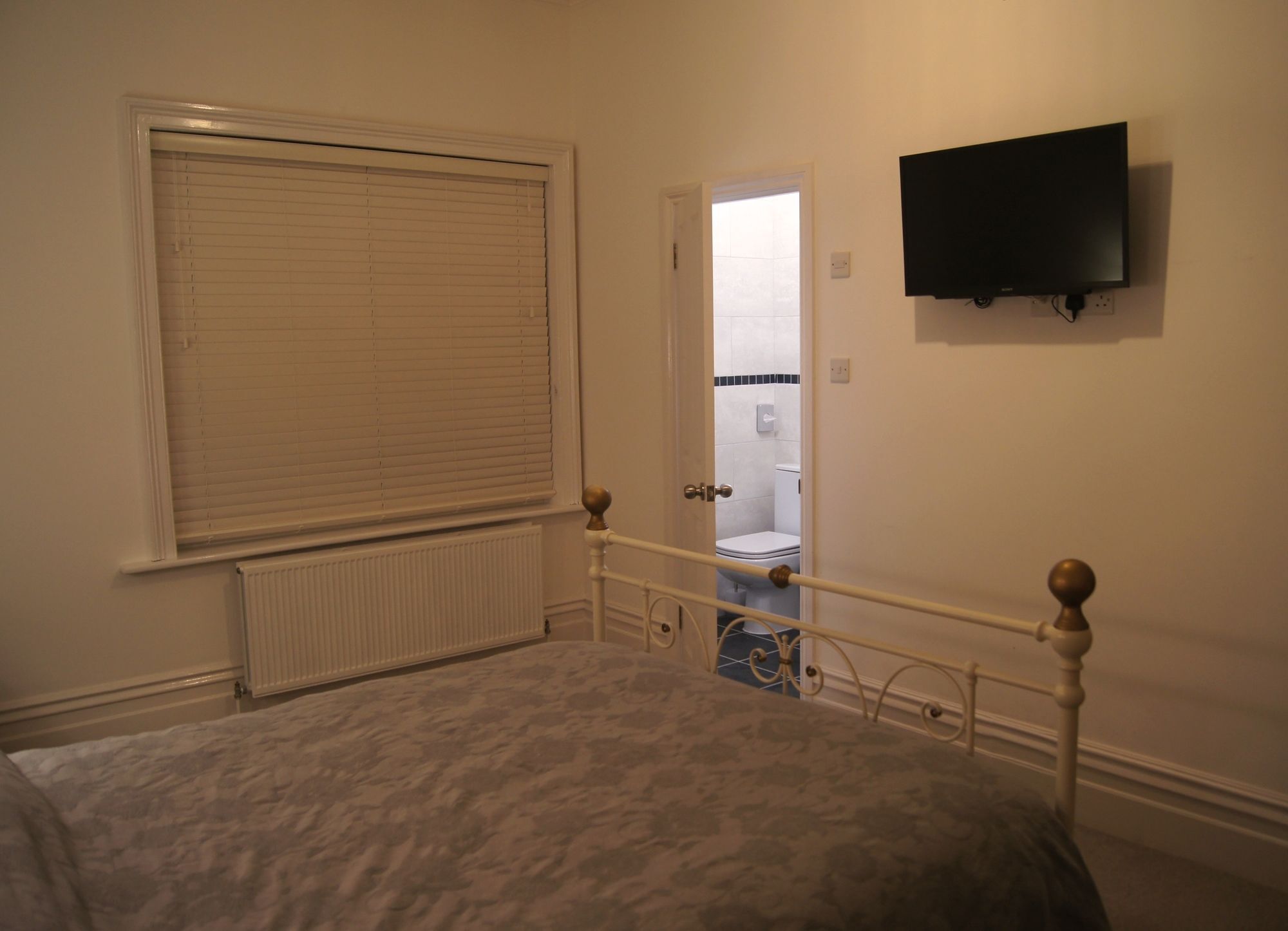 Hotel 50 Bournemouth Bagian luar foto